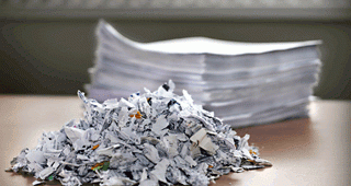 Imagen papel destruido